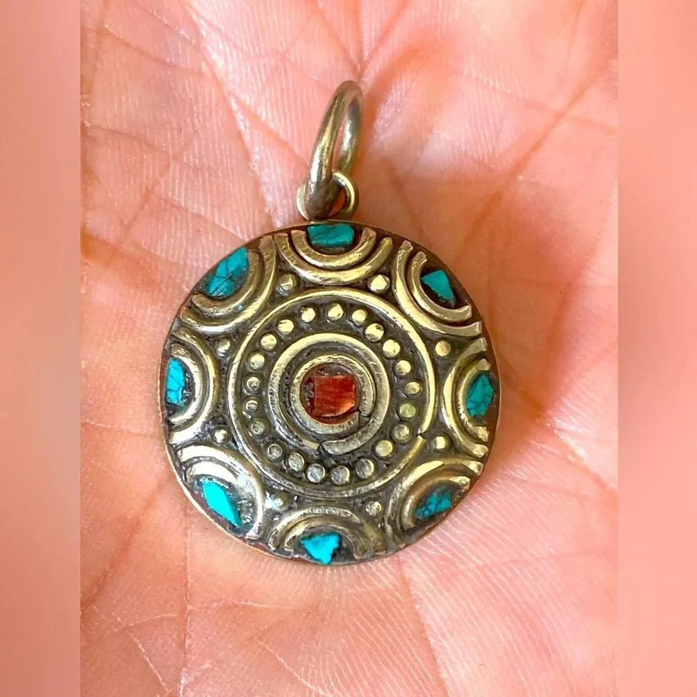 Unique Handmade Tibetan Silver Turquoise Coral Round Circle Necklace Pendant